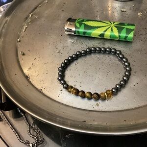 Men’s Hematite N Tigers Eye Bracelet 🐅